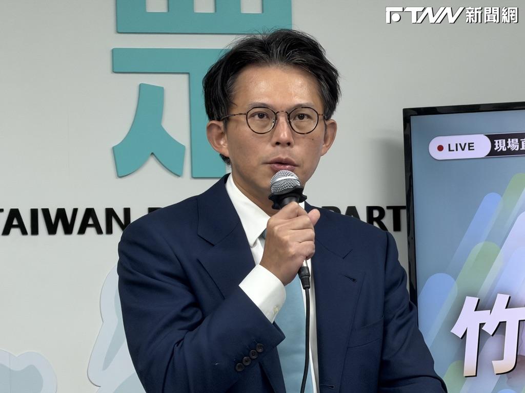 黃國昌稱勞基法抗爭最後「只剩我」？時力秀檢方文件打臉