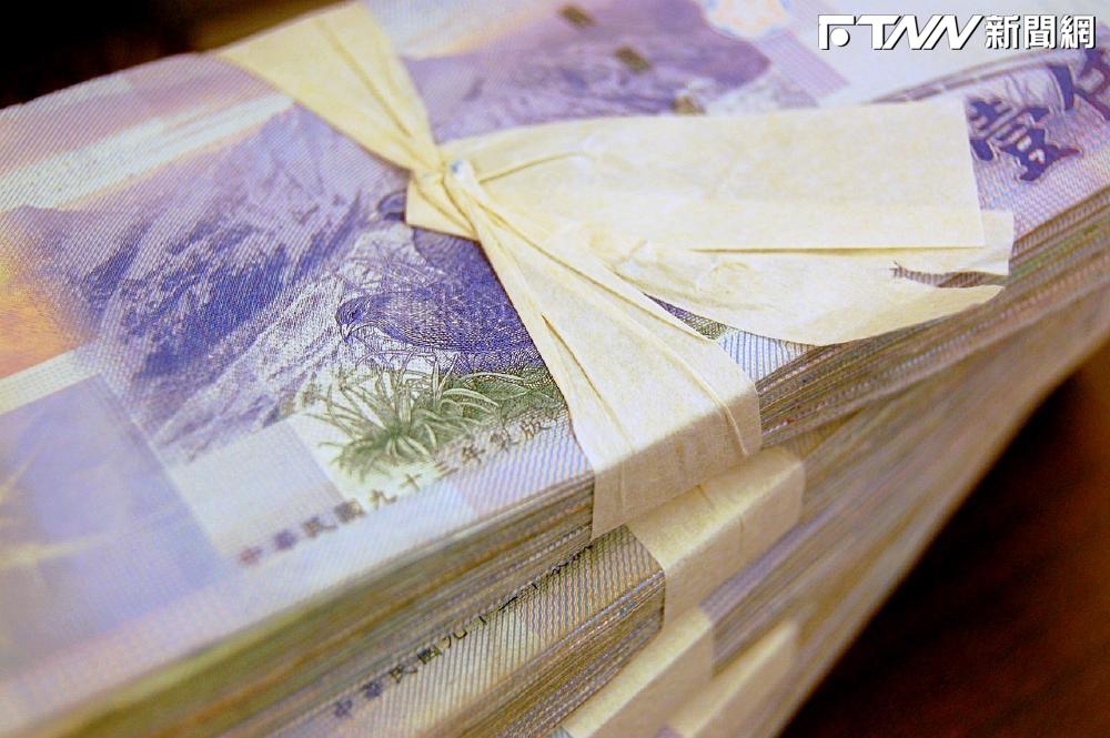 新竹億萬富翁過世！小20歲妻「7年領走3645萬」　家屬控盜領告上法院吞敗